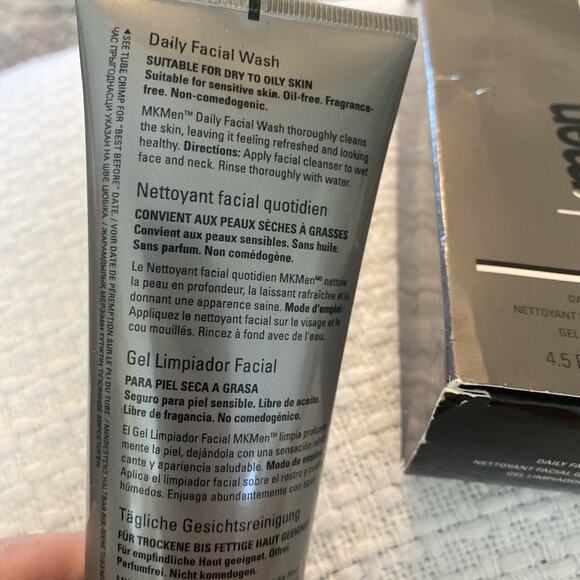 Mary Kay MK Men Daily Facial Wash Full Size 4.5 oz Dry to Oily Skin NEW - Picture 4 of 5